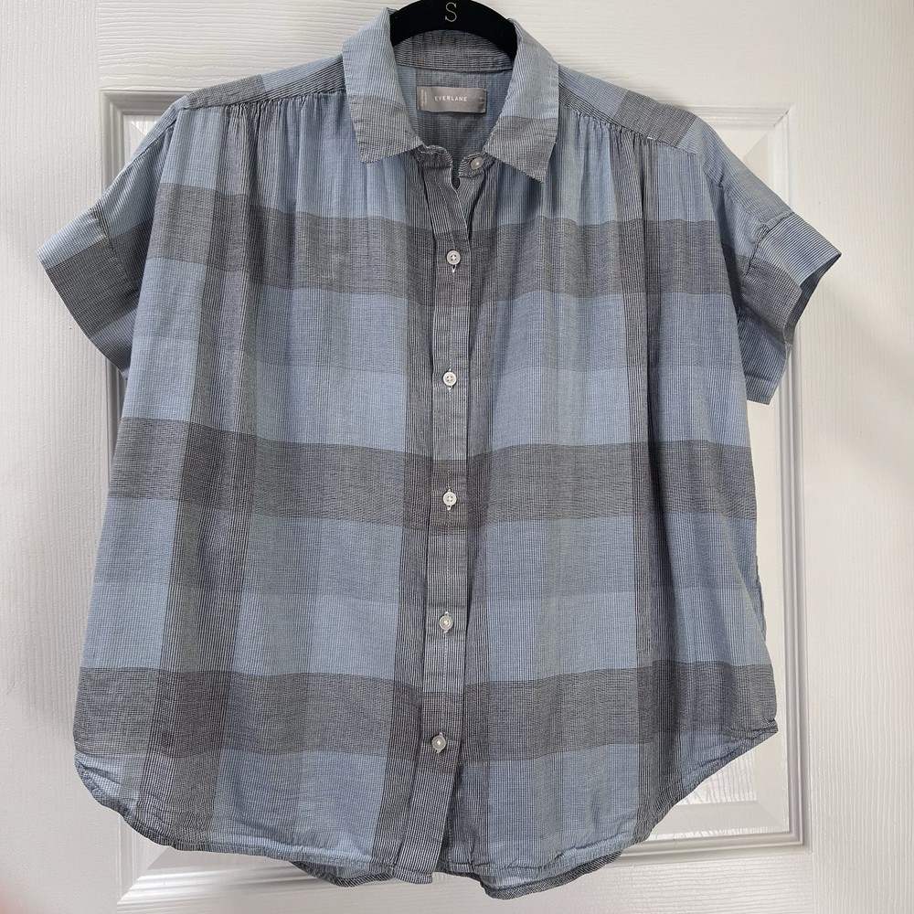 Everlane Women’s Square Air Short Sleeve Button Down Shirt Modern Blue Plaid S