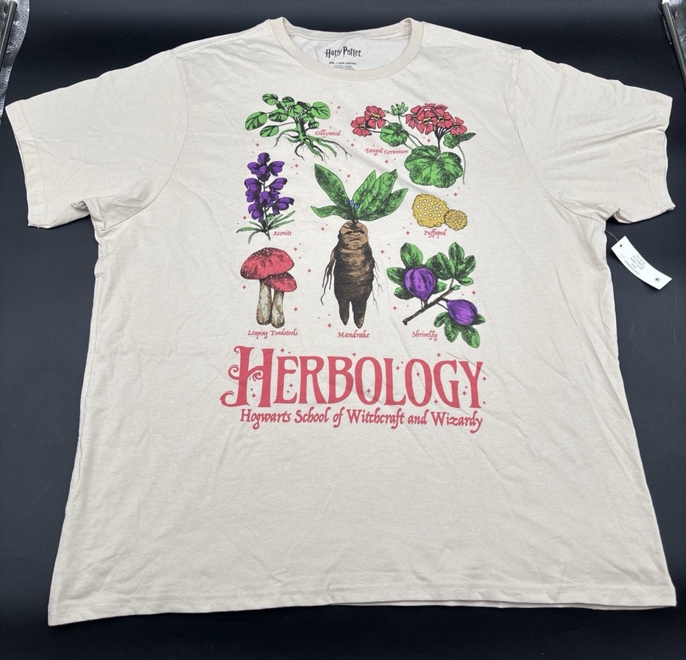 NWT Men's Harry Potter Herbology Sand Graphic T-Shirt
