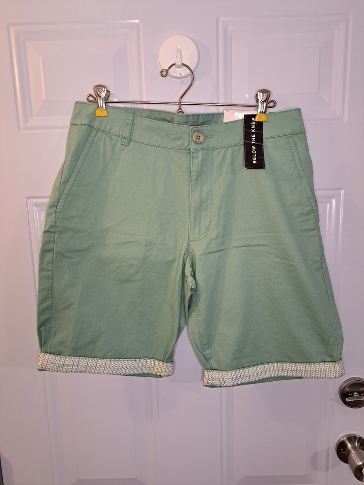 Guess Chino Shorts Mens Size  32 Mint Green Flip Hem Preppy Retro 90's NWT