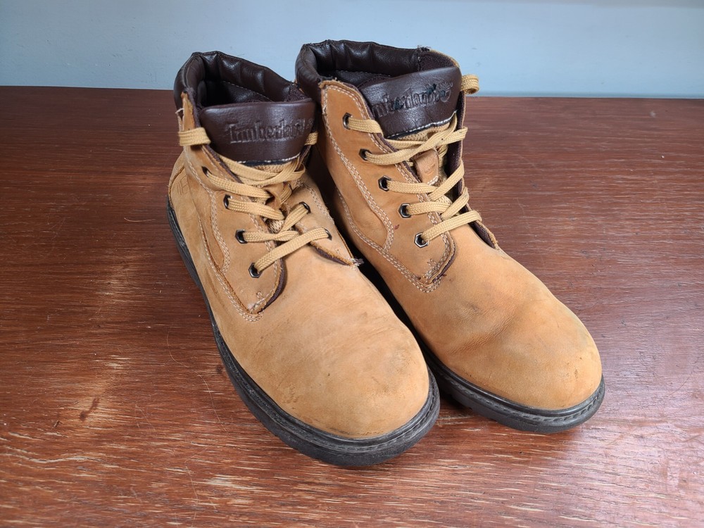 Timberland Brown Nubuck Low Top Boots for Men Size 9M
