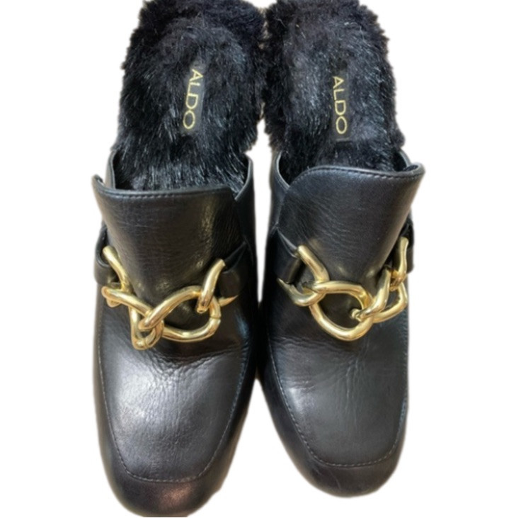 Aldo size 8.5 mule with block heals And Faux Fur