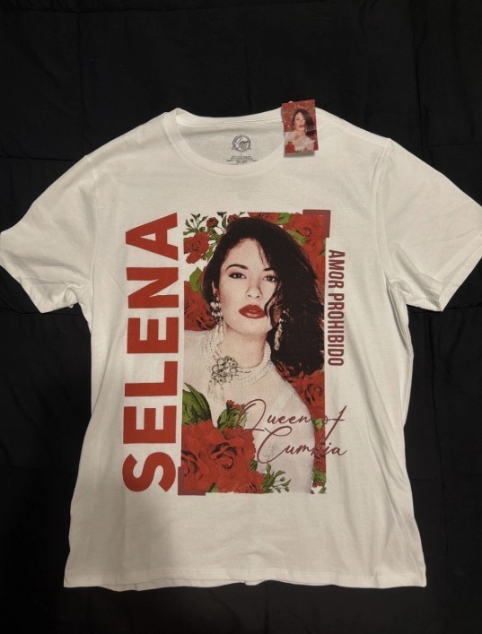 Selena Quintanilla-Perez“Queen of Cumbia” Amor Prohibido T-Shirt - M, L, XL, 2X