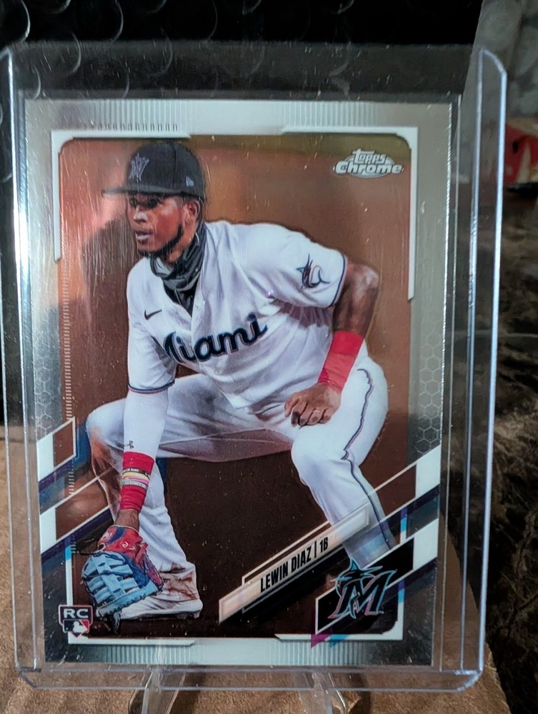 2021 Topps Chrome - Lewin Diaz #83 (RC)