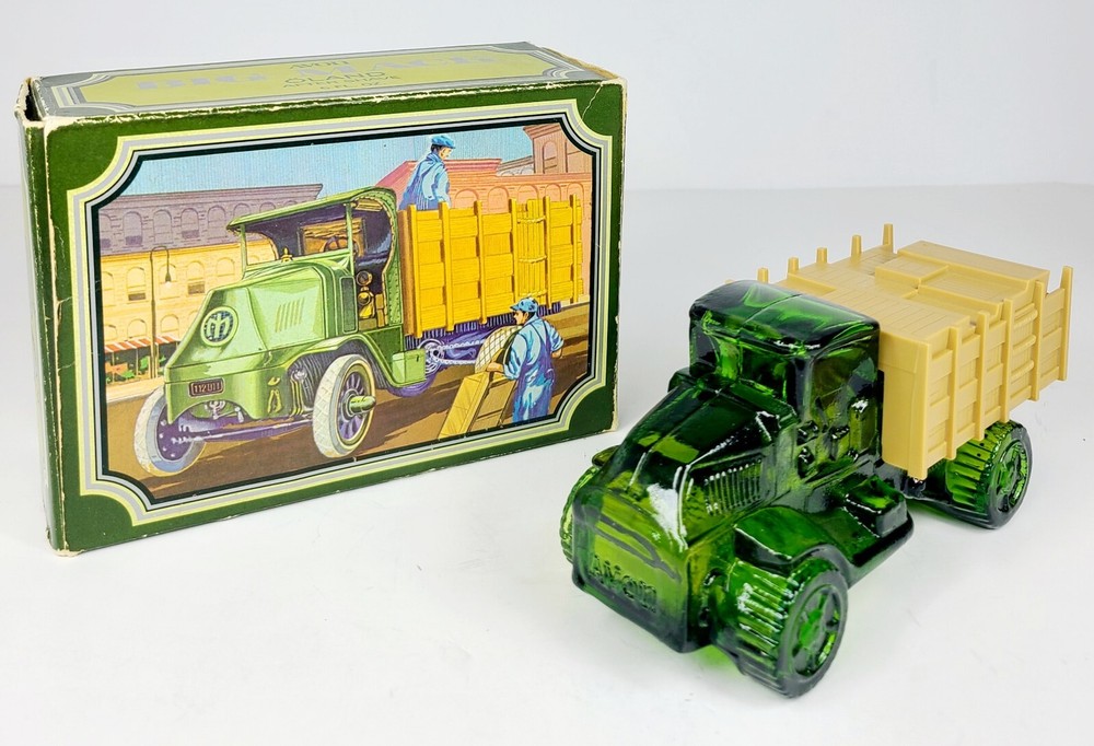 AVON Vintage 70's Big Mack Oland 80 HP After Shave Cologne Included Original Box