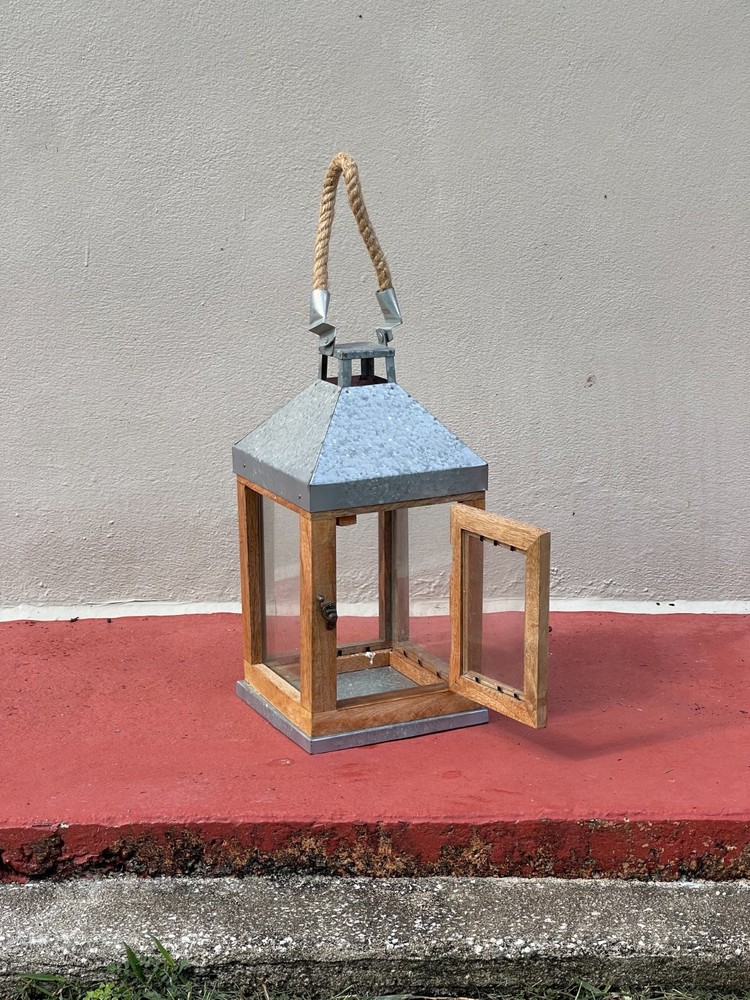 Metal Portable Lantern Tempered Glass Pillar Candle
