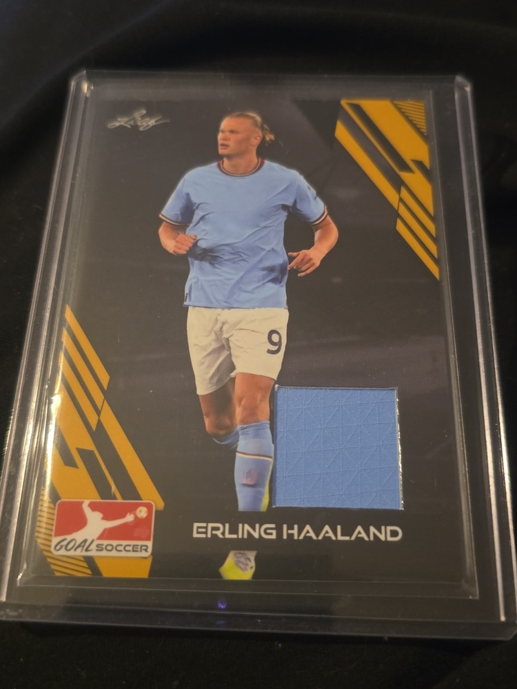 Erling Haaland Goal Soccer Leaf Patch Card Manchester City