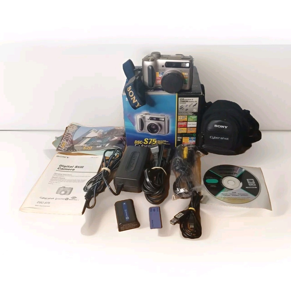 SONY Cyber-shot DSC-S75 3.3 MP Digital Camera 6X Zoom Zeiss Lens Bag Box Bundle