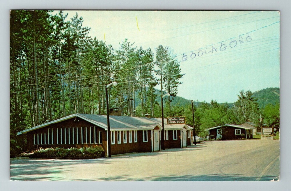 Conway NH-New Hampshire, The Lobster Trap, Exterior Vintage Postcard