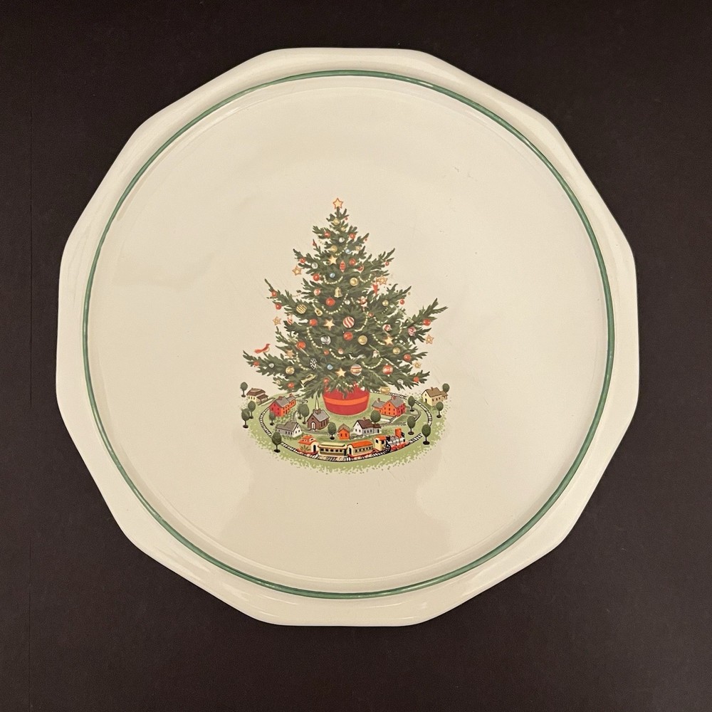 Pfaltzgraff Heritage Holiday Christmas Tree Ceramic Trivet Tile USA Made 7 Inch