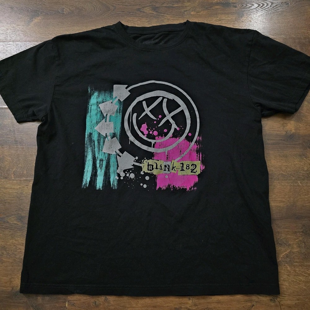 Blink-182 Shirt Mens XL Black Logo Arrows Neon Paint Graphic Band Tee T-Shirt