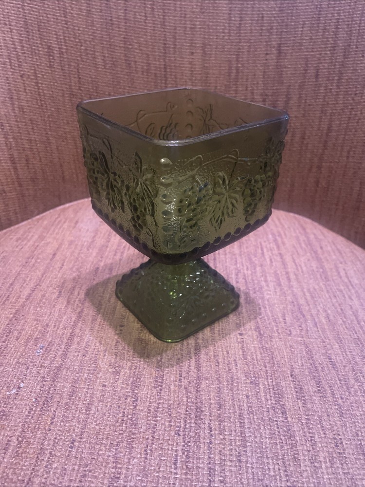 Vintage Indiana Green Glass Harvest Grape Footed Compote Candy Dish 5.5 Inch
