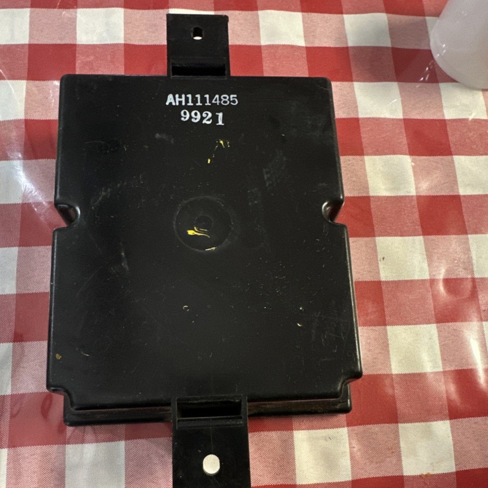 John Deere 6620, 7720, 8820 combine Header Height Control Unit AH111485