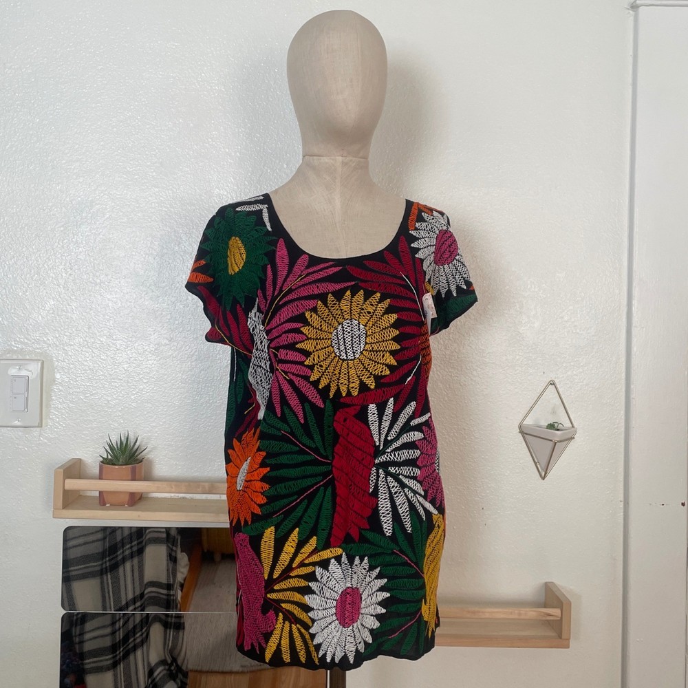 Borda Arte Mexican Floral Hand Embroidered Blouse Multi Color Hecho en Mexico