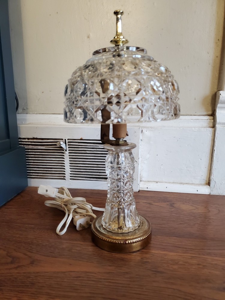 Vintage Boudoir Lamp Hexagon Crystal Cut Glass Boudoir Parlor Lamp 13” Tall