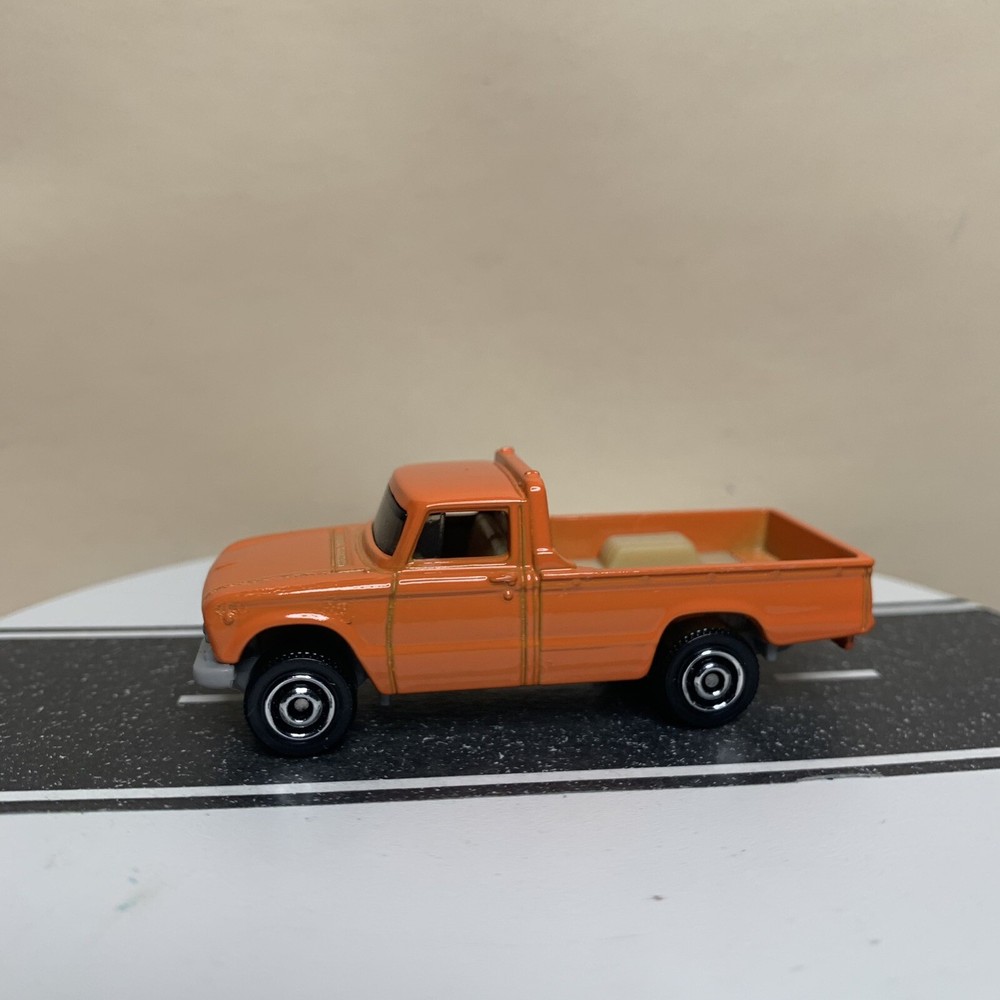 2022 Matchbox Japan Origins 1962 Nissan Junior Pickup Truck Orange 1:64 Scale NM
