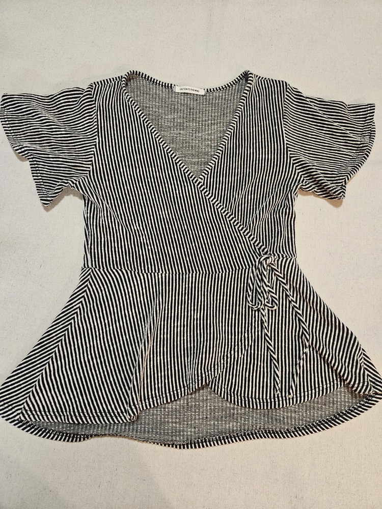 Caution To The Wind M Tie Front Peplum Top Flutter Sleeve Blue White Stripe Chic