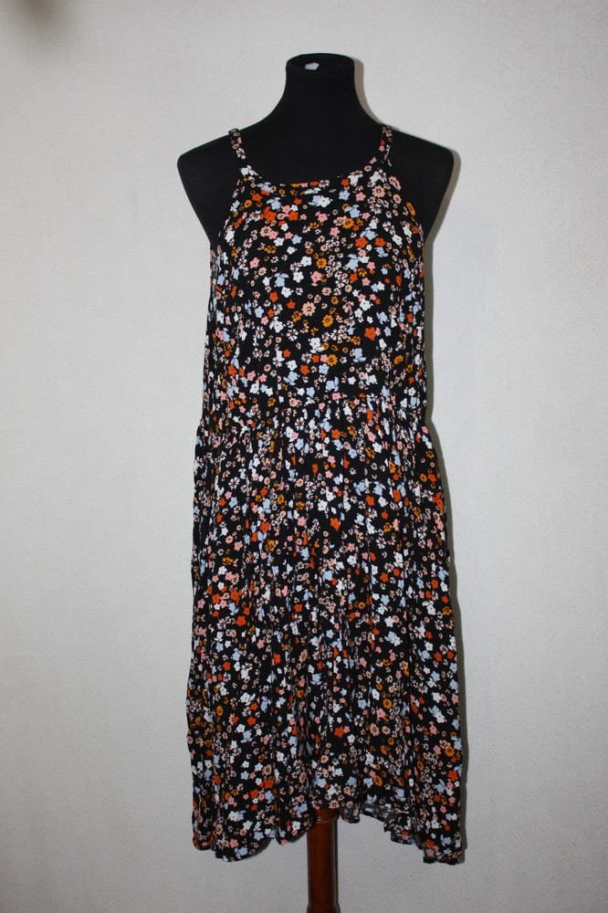 Torrid Sz 2 Black Floral Rayon Fit and Flare Sleeveless Dress High Low Hem