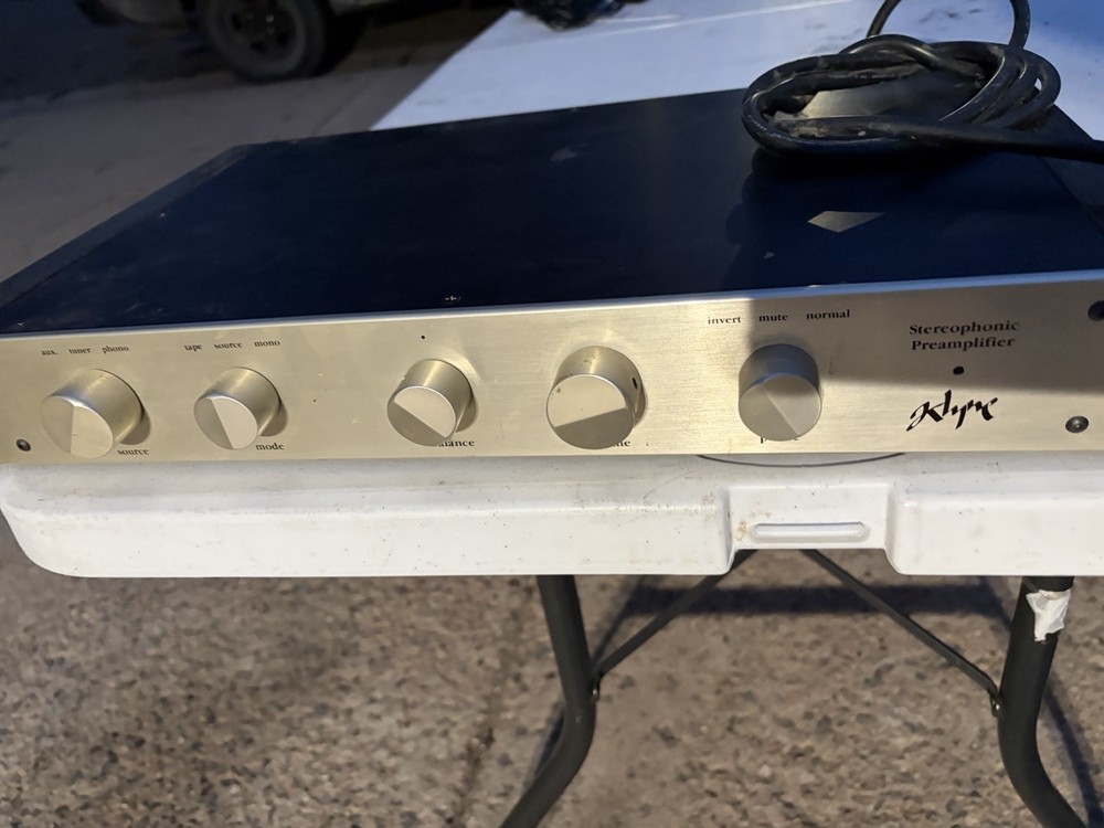 KLYNE AUDIO ARTS SK 5APREAMP W/PHONO & XPS REMOTE POWER SUPPLY