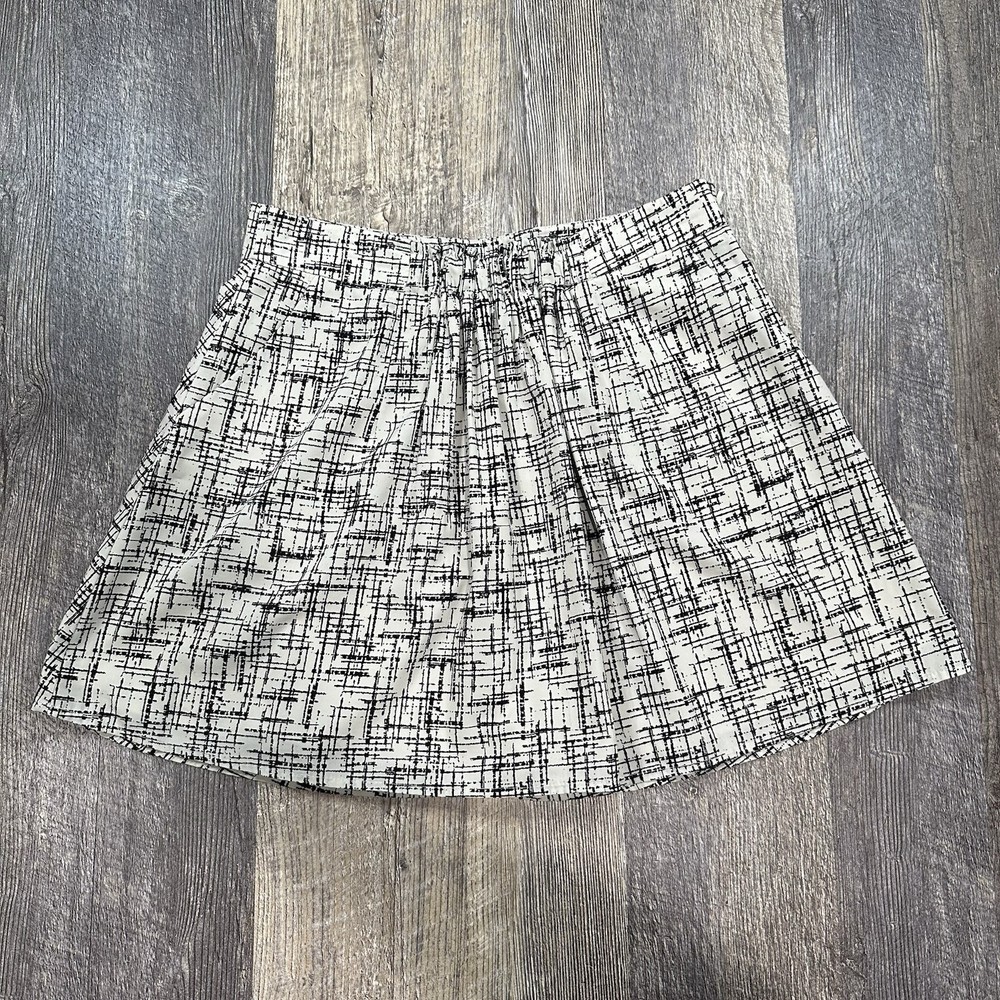 Armani Exchange Women's 4 Black White Abstract Pleated A-Line Mini Skirt Lined