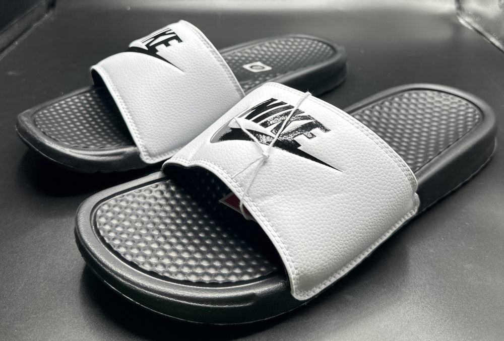 Nike Just Do It Benassi JDI Slides White Black Mens Size 11 NWT 343880-100