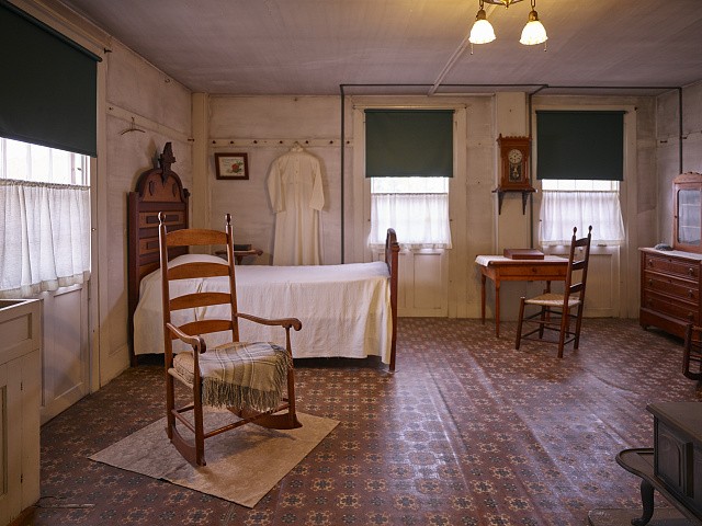 Photo:Canterbury New Hampshire Shaker Village Bedroom Interior 1900s