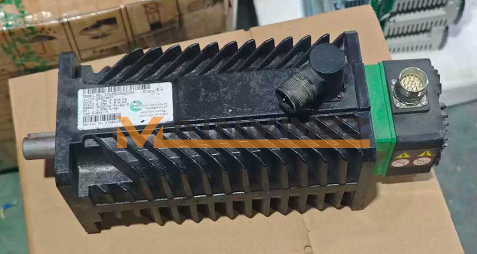 ONE EMERSON Control Techniques SERVO MOTOR 115UMC300CACAA USED