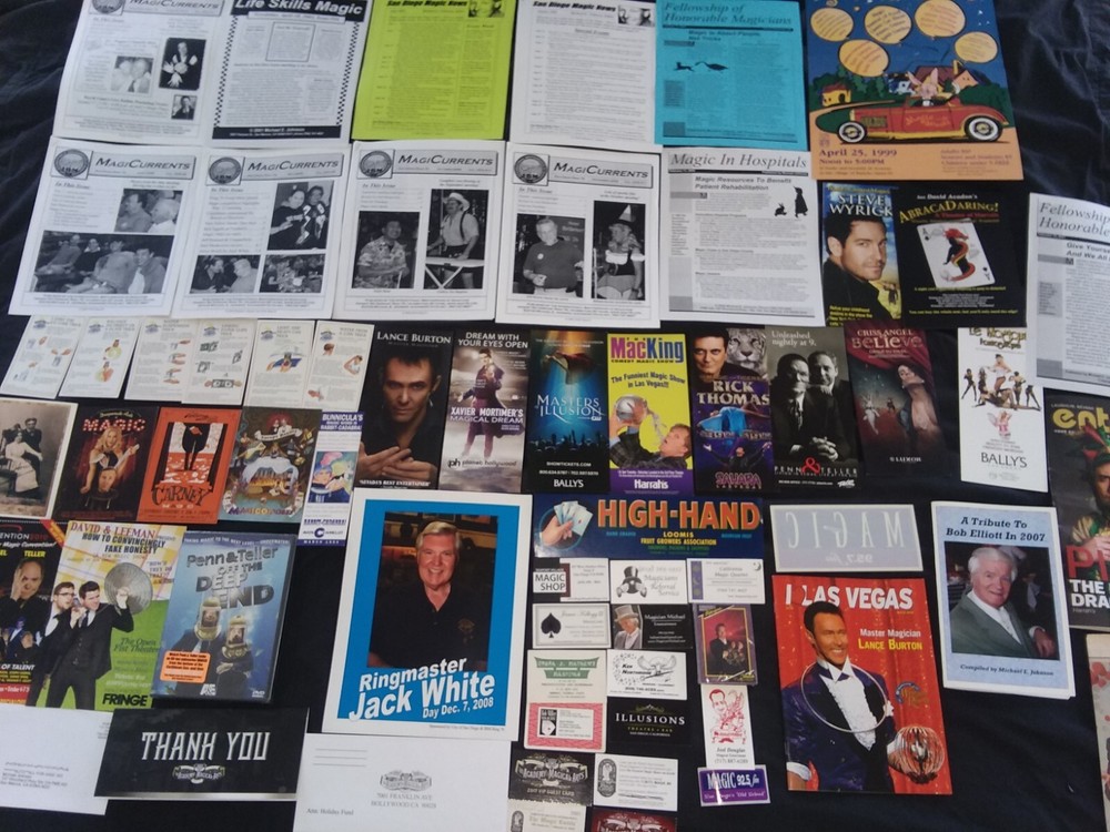 Magic Memorabilia Collection 100+ pieces brochures, flyers, cards, publications