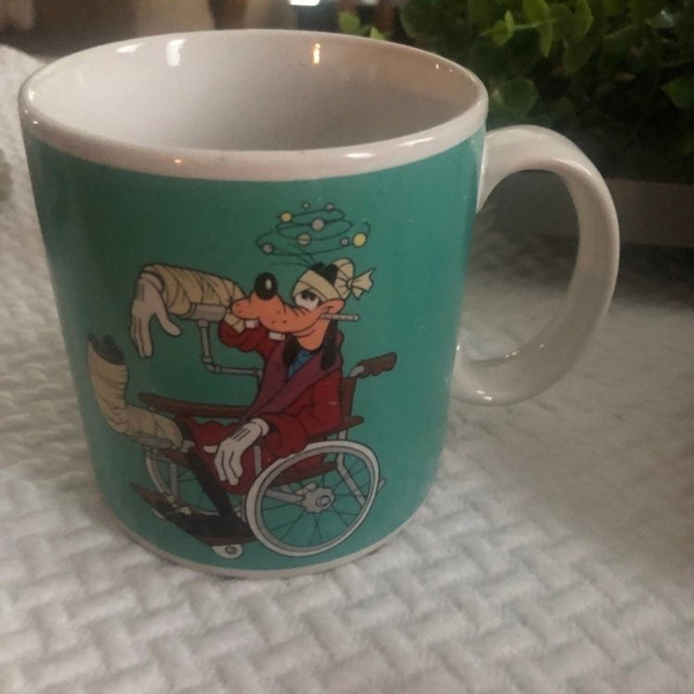 Vintage Goofy Get Well Mug Walt Disney 10 oz