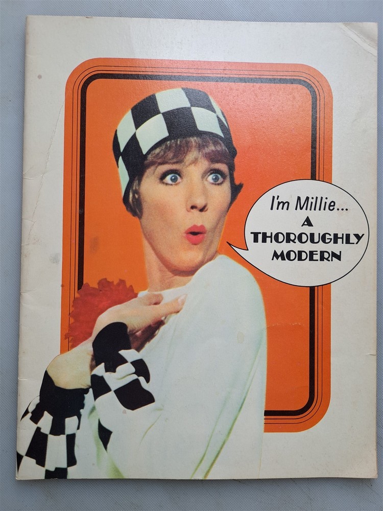 1967 Thoroughly Modern Millie MOVIE Program, Julie Andrews, Mary Tyler Moore