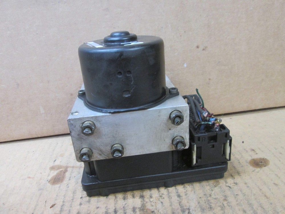 03 04 2003 2004 Nissan Frontier ABS Pump Anti Lock Brake Module Part 47660 1z600