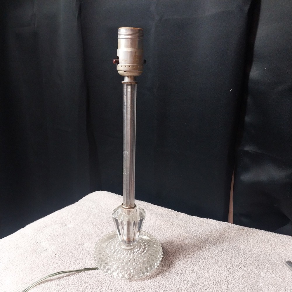 Vintage Antique Cut Crystal Pointed Hobnail Base Table Accent Boudoir Lamp MCM