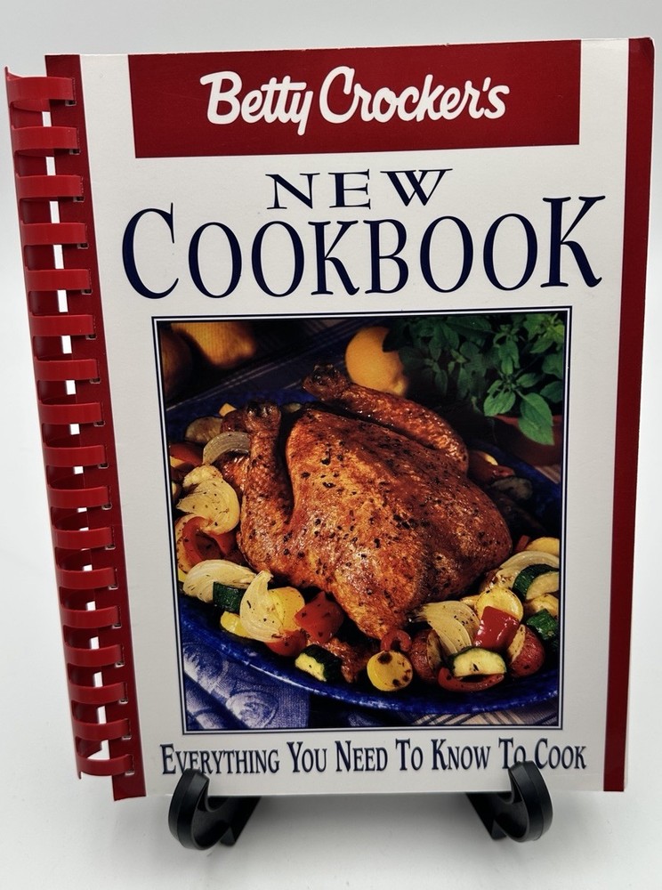 Betty Crocker's New Cookbook : Everything You Need to Know to Cook