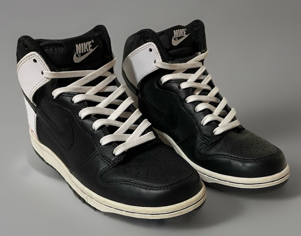 Nike Dunk Women 318676-001 Black & White Size 7