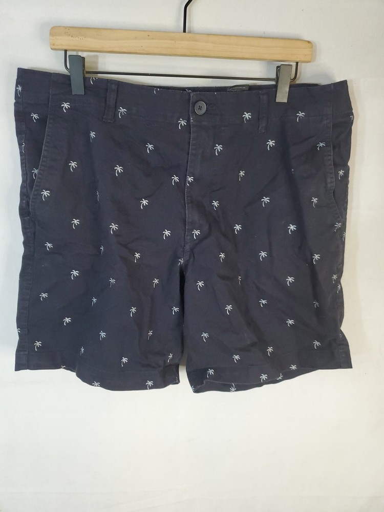 H&M Men’s Casual Palm Tree Print Regular Fit Shorts Size 36
