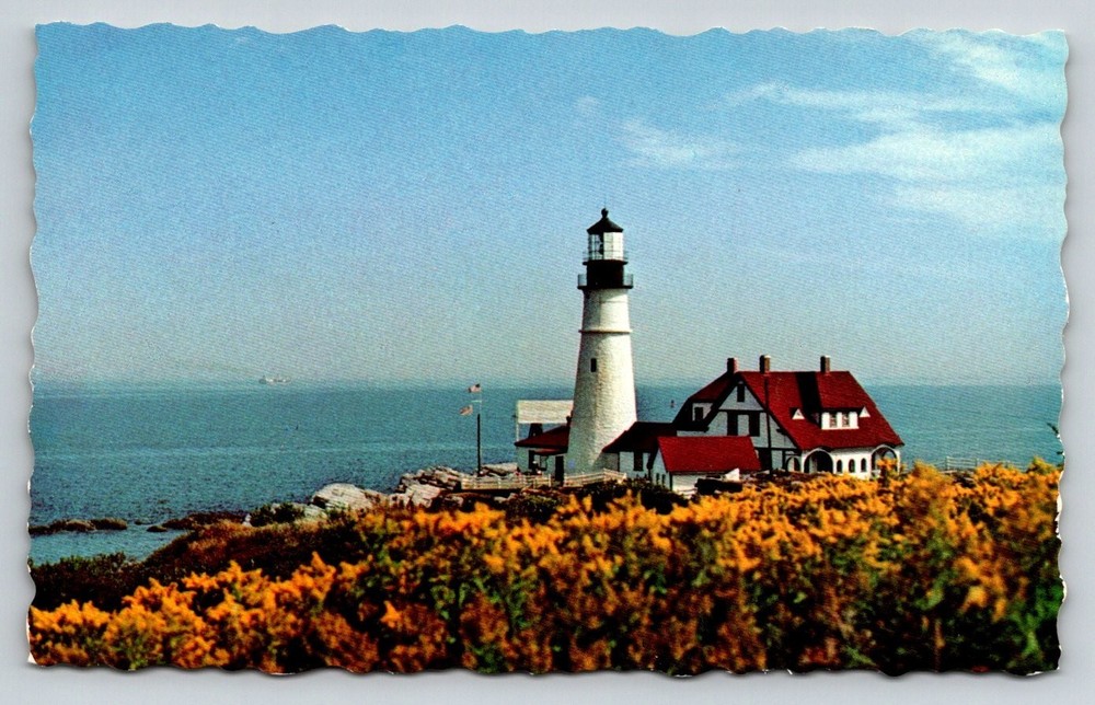 Portland Head Light Lighthouse Maine Vintage Postcard E.D. Muzzy 1975 Scenic