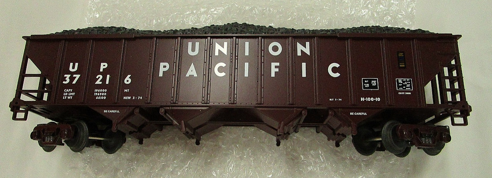 O - MTH Premier 20-97403 Union Pacific 4-Bay Hopper w/ Coal Load UP 37216