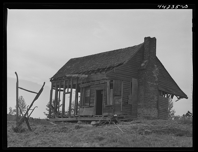Photo:Heard County Georgia 1941 Deserted Farmhouse Dilapidated Cabin