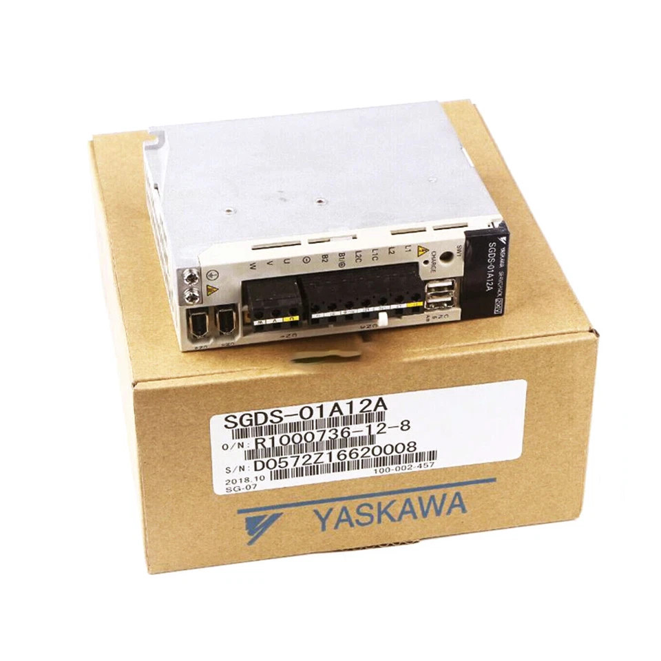 1PCS New In Box Yaskawa SGDS-01A12A AC Servo Drive