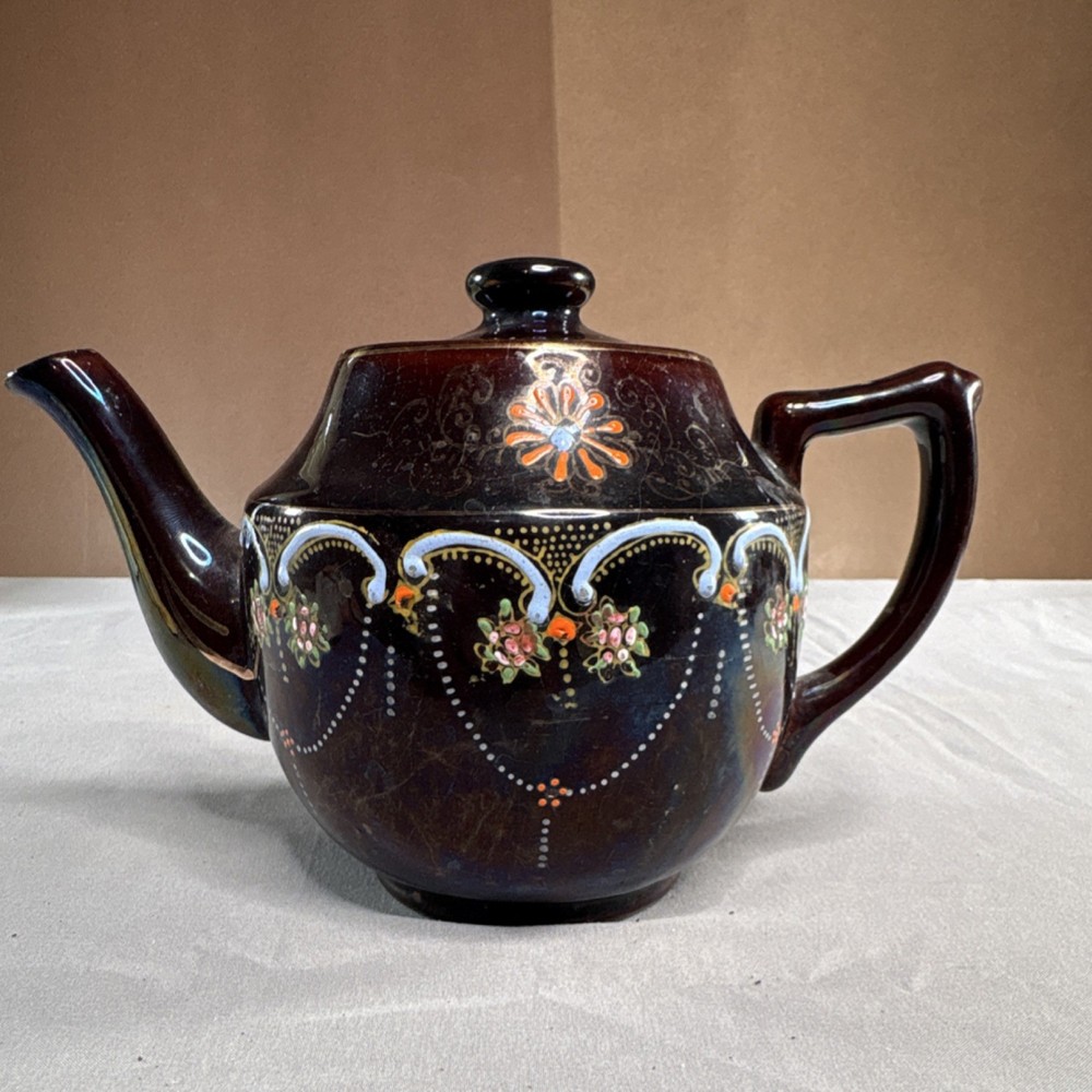 Brown Ceramic Tea Pot w/ Lid Handle, Glossy Hand-Painted Floral Flowers Decor