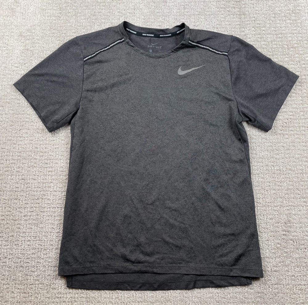 Nike Running T Shirt Mens S Gray Short Sleeve Swiftly Performance Stretch Tech