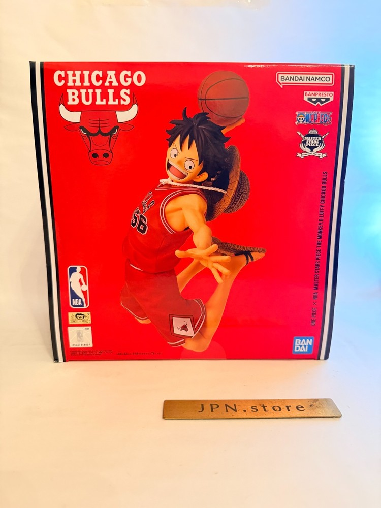 One Piece Base Shop Exclusive NBA Chicago Bulls Luffy Figure Limited Edition