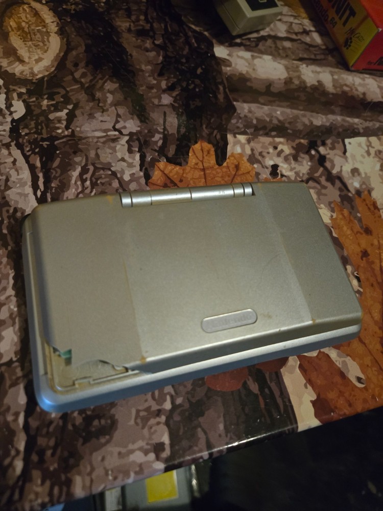 Nintendo ds console for Parts/Repair ONLY