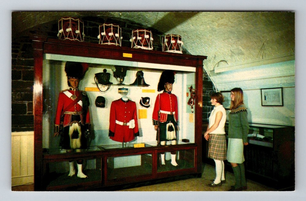 Canada- Halifax N.S. Citadel Army Museum Dress Uniforms Old PC Vintage Postcard