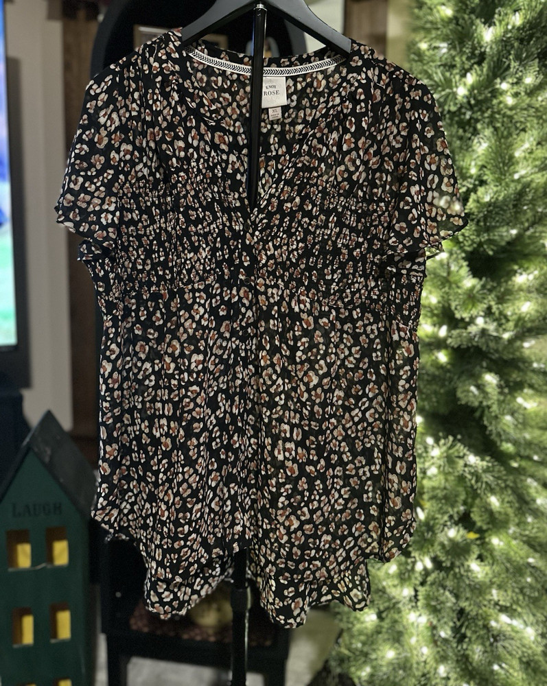 Knox Rose Women’s XL Black Floral Peasant Blouse Smocked V-Neck Flutter Sleeve