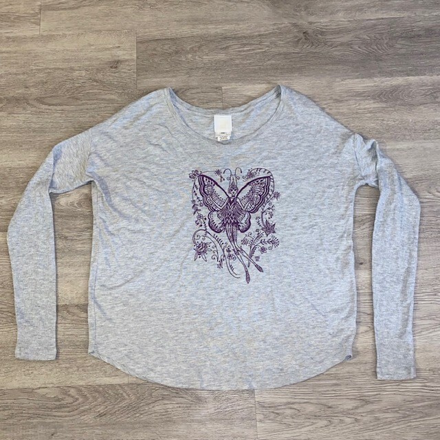 Vintage Anna Sui Gray Long Sleeve T Shirt Fairy Graphic Womens Small Petite USA