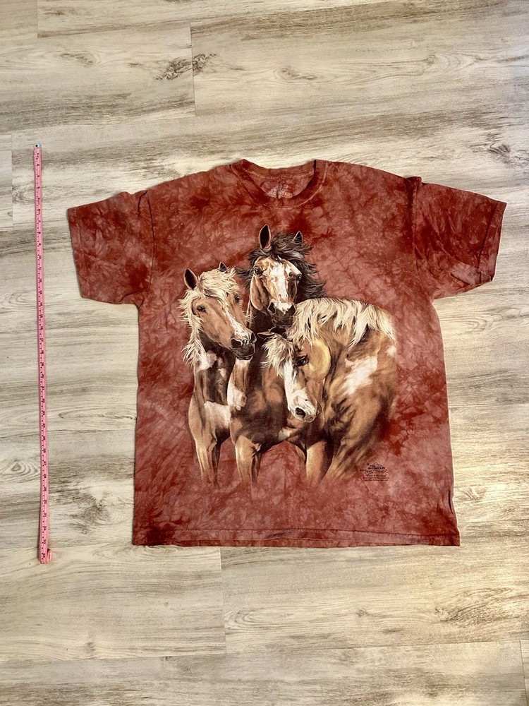 The Mountain 2XL Brown Graphic Horse Print Short Sleeve T-Shirt “Find 8 Horses”