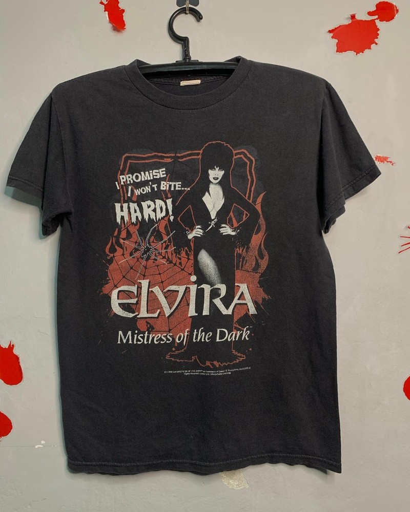 Vtg Rare design Elvira Mistress Of The Dark Movie Black T shirt NH23114
