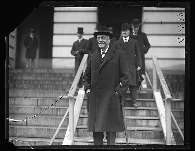 Photo:Washington D.C. U.S. Capitol Men 1921 1922 Steps Top Hats