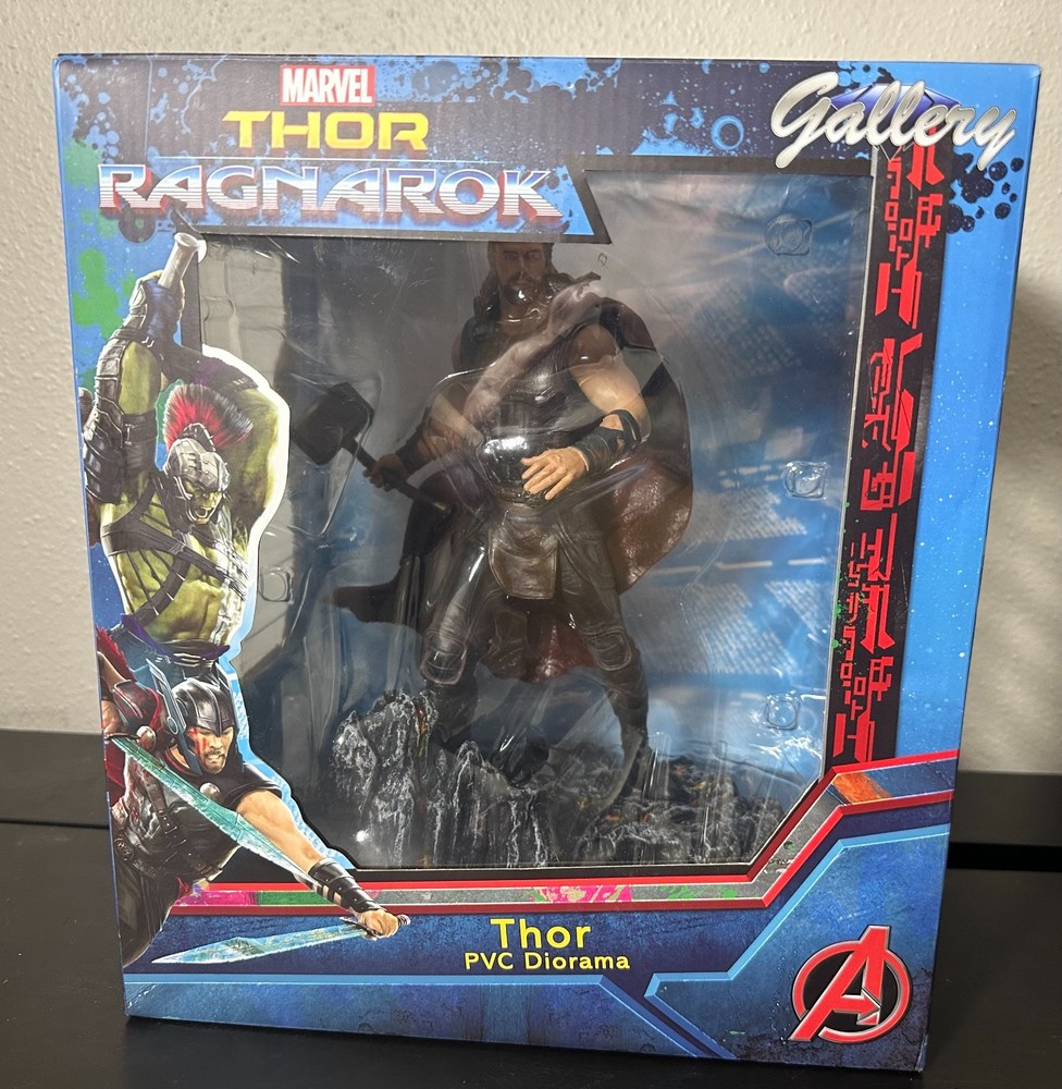 THOR RAGNAROK MARVEL GALLERY 9” PVC DIORAMA STATUE in box/casing Rocco Tartamell