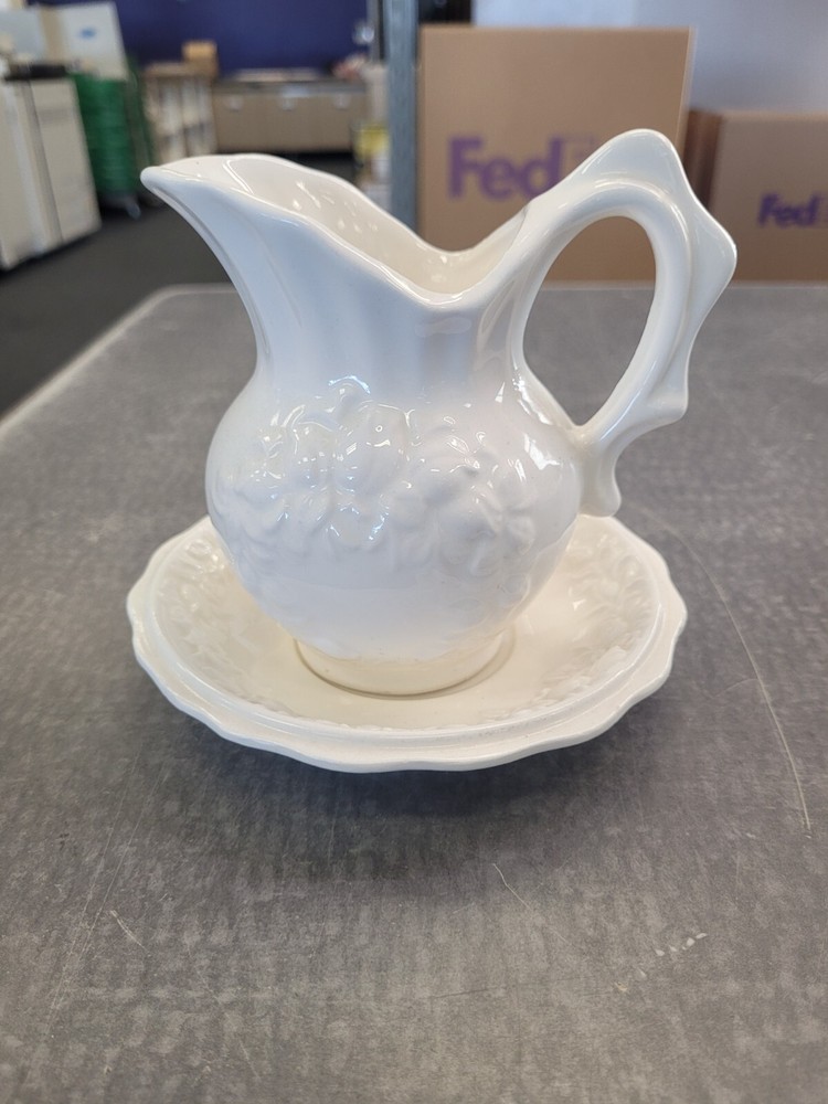 Elegant Decorative Wash Basin and Water Pitcher Set